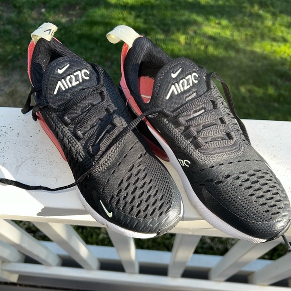 Great Condition Nike Air Max  270 - Picture 3 of 3